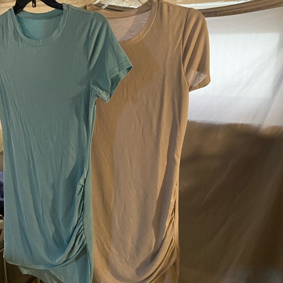 Dress - Picture 2 of 2